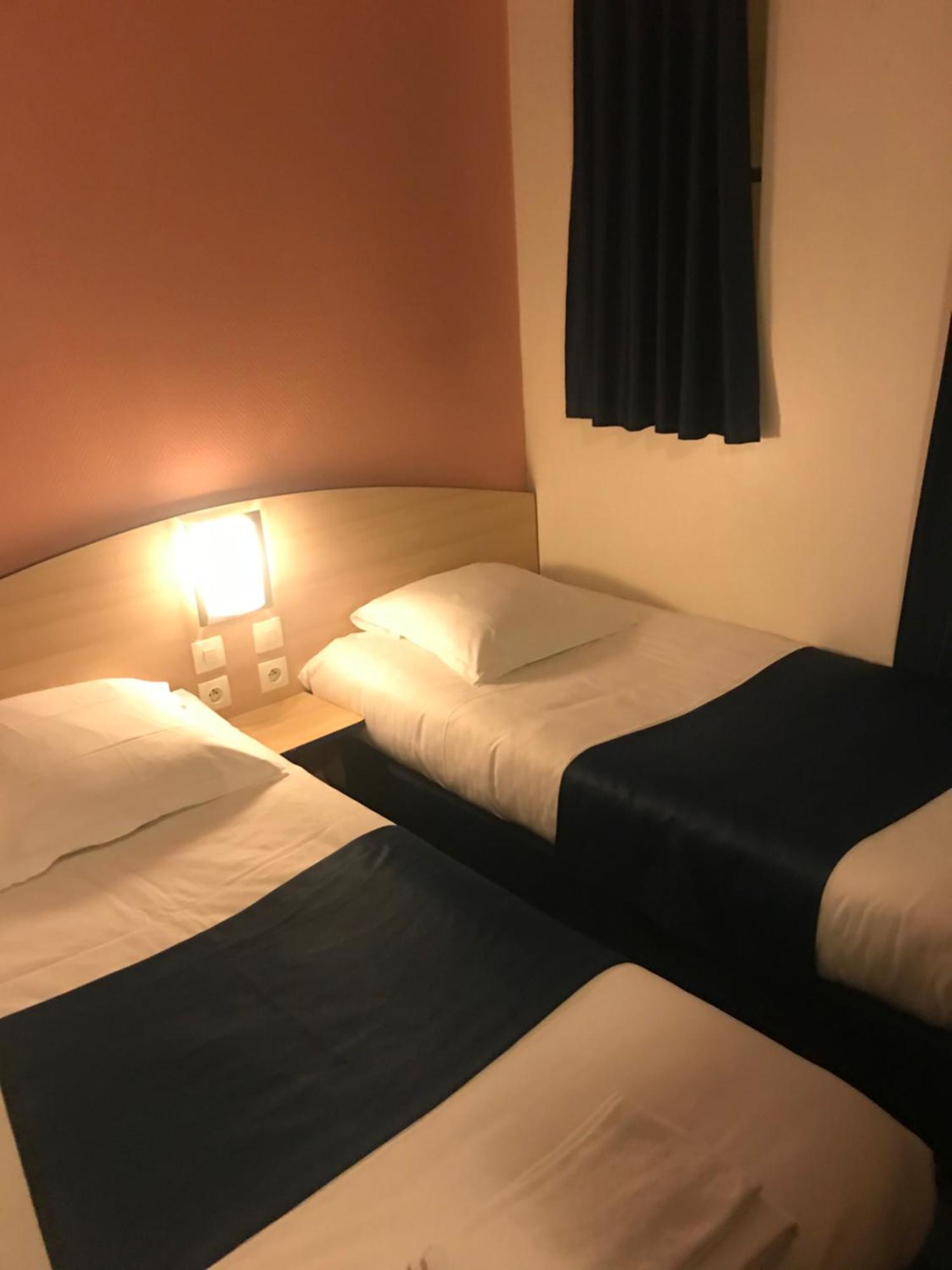Hotel Cesar Centre-Ville Gare Charleville-Mézières Eksteriør bilde
